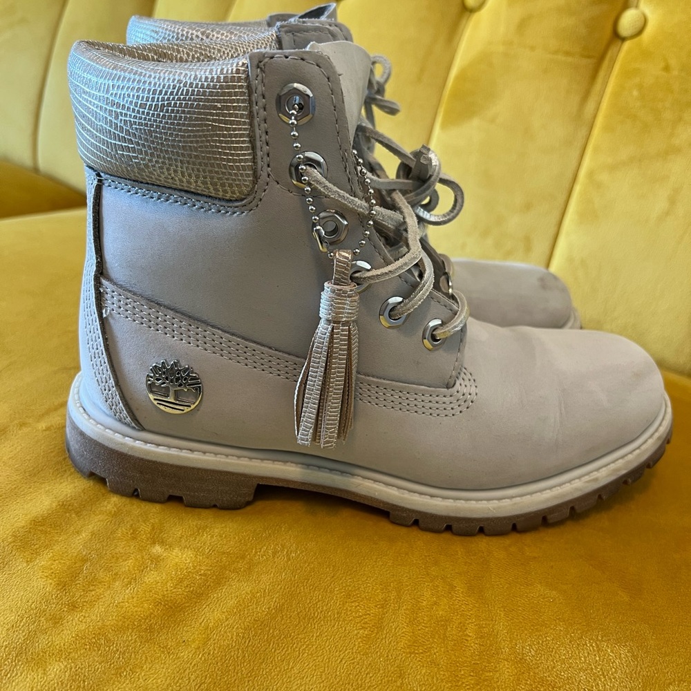 WOMEN'S TIMBERLAND® HERITAGE 6-INCH SILVER WATERPROOF BOOTS